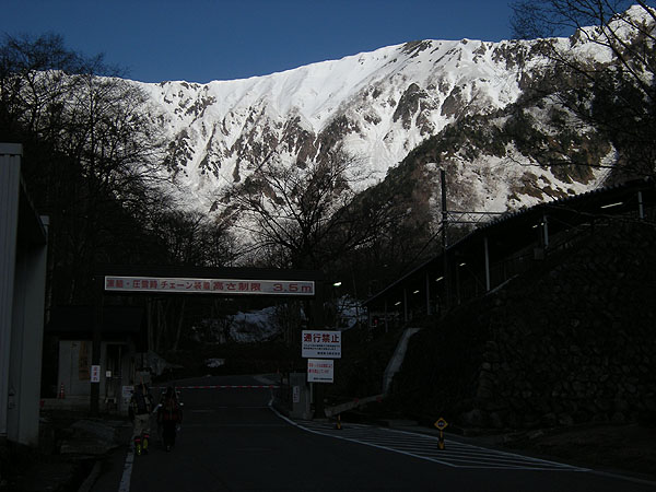 100516扇沢針ノ木岳登山口