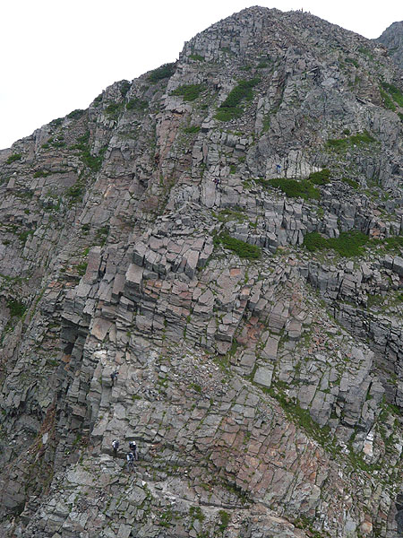 100808奥穂西穂天狗岳の逆層斜面