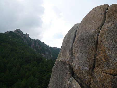 100828小川山スラブ上岩壁の頭