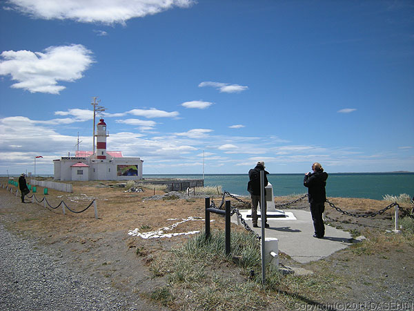 110105マゼラン海峡の灯台