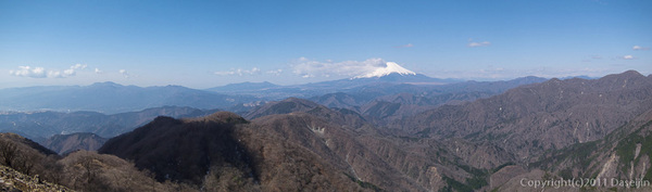 120407丹沢・塔ノ岳山頂パノラマ