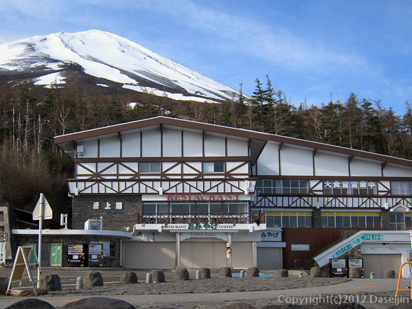 120526富士山・河口湖口から富士山