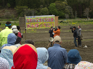 1205121ボランティア・たねっこまくべえ会いん陸前高田