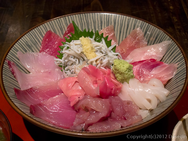 120901伊東・まるげんの海鮮丼